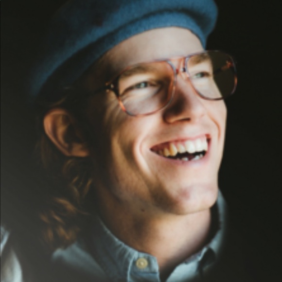 Meet your Posher, Chase - Picture 1 of 1